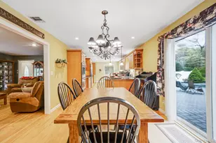 222 Jamaica Ave, Medford, NY 11763 - Photo 17