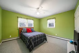 222 Jamaica Ave, Medford, NY 11763 - Photo 27