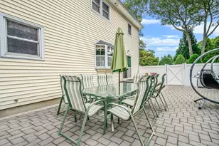 222 Jamaica Ave, Medford, NY 11763 - Photo 43