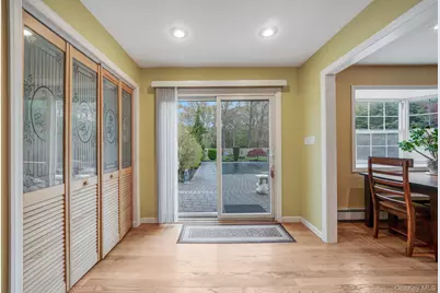 222 Jamaica Avenue, Medford, NY 11763 - Photo 23