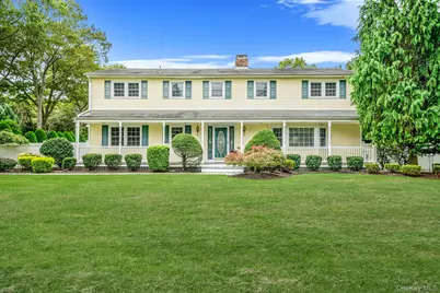 222 Jamaica Avenue, Medford, NY 11763 - Photo 1