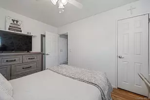477 N Indiana Ave, Lindenhurst, NY 11757 - Photo 19
