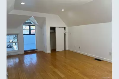 43-12 157 Street #2, Flushing, NY 11355 - Photo 9