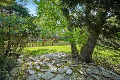 35 Old Middletown Road, New City, NY 10956 - Photo 33