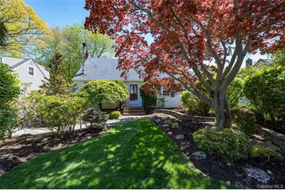 24 Kellogg Place, Huntington Station, NY 11746 - Photo 1