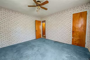 24 Kellogg Pl, Huntington Station, NY 11746 - Photo 9