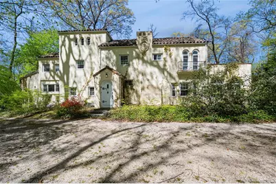 67 The Serpentine, Roslyn, NY 11576 - Photo 1