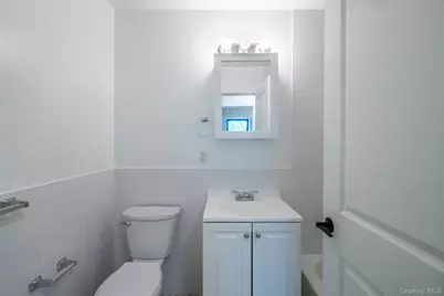 671 Bronx River Road #LE, Yonkers, NY 10704 - Photo 23