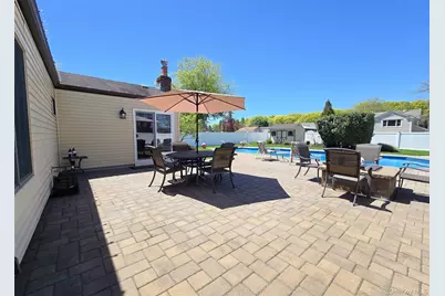 150 Glenmere Way, Holbrook, NY 11741 - Photo 19