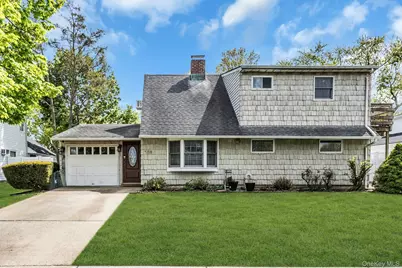 159 Kingfisher Road, Levittown, NY 11756 - Photo 1