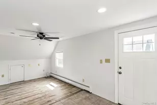 159 Kingfisher Rd, Levittown, NY 11756 - Photo 17