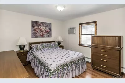 159 Kingfisher Road, Levittown, NY 11756 - Photo 13
