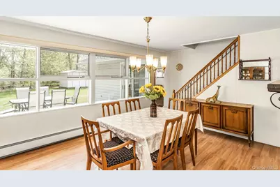 159 Kingfisher Road, Levittown, NY 11756 - Photo 9