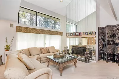 71 Eagle Chase, Woodbury, NY 11797 - Photo 5