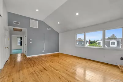 57 Cedar Street, Hicksville, NY 11801 - Photo 11