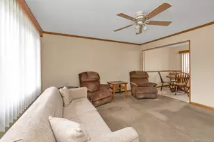 57 Cedar St, Hicksville, NY 11801 - Photo 3