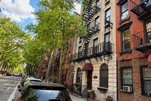 424 W 46th St, New York, NY 10036 - Photo 11