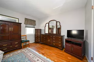 42-24 218th St, Bayside, NY 11361 - Photo 15