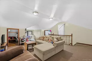 221-73 91st Rd, Queens Village, NY 11428 - Photo 23