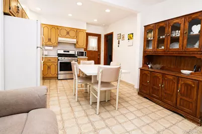 154 Scherer Boulevard, Franklin Square, NY 11010 - Photo 7