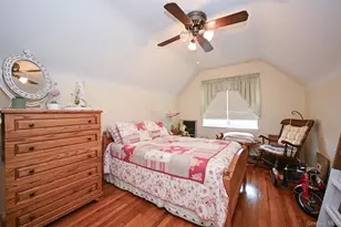171-20 Gladwin Ave, Fresh Meadows, NY 11365 - Photo 15