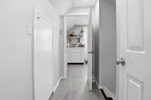 13 Peachtree Ln, Levittown, NY 11756 - Photo 29