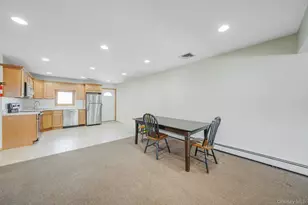 45 Cobalt Ln, Westbury, NY 11590 - Photo 7