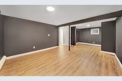 83 Old Farmingdale Road, West Babylon, NY 11704 - Photo 17