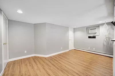 83 Old Farmingdale Road, West Babylon, NY 11704 - Photo 15