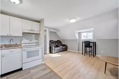 83 Old Farmingdale Road, West Babylon, NY 11704 - Photo 25