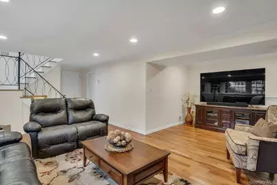 22 Abbey Drive, Commack, NY 11725 - Photo 27