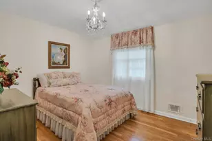 22 Abbey Dr, Commack, NY 11725 - Photo 21