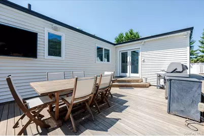 64 Nearwater Avenue, Massapequa, NY 11758 - Photo 27