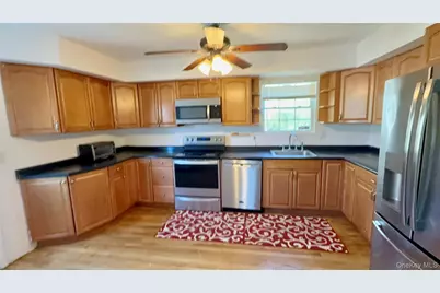 29 Sheridan Drive, Shirley, NY 11967 - Photo 13