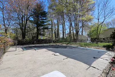 395 Ridgefield Road, Hauppauge, NY 11788 - Photo 29