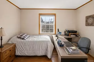 1 Autumn Dr, Hauppauge, NY 11788 - Photo 25