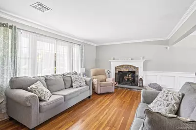 1 Autumn Drive, Hauppauge, NY 11788 - Photo 11