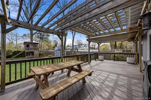 1055 Sipp Ave, Medford, NY 11763 - Photo 39
