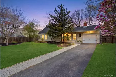 1055 Sipp Avenue, Medford, NY 11763 - Photo 1