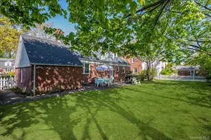 219 New Hyde Park Rd, Garden City, NY 11530 - Photo 27