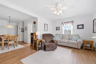 96 Finch Ln, Islip, NY 11751 - Photo 9