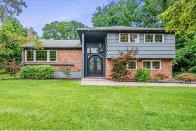 26 Red Brook Road, Great Neck, NY 11024 - Photo 1
