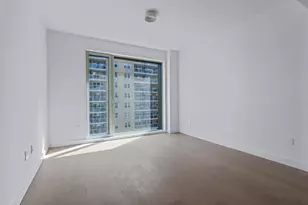 250 E 25th St, New York, NY 10010 - Photo 9