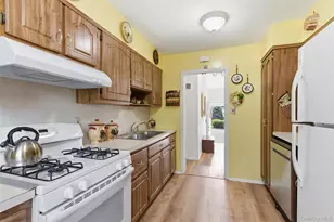 11 Roxanne Ct, Huntington Station, NY 11746 - Photo 11