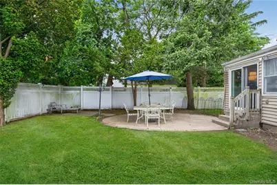 8 7th Street, Carle Place, NY 11514 - Photo 19