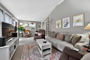 8 7th St, Carle Place, NY 11514 - Photo 5