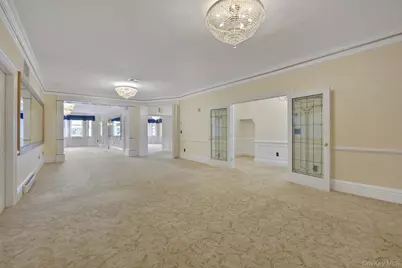 411 Albany Avenue, Kingston, NY 12401 - Photo 33