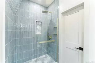 21 Mackey Ave, Port Washington, NY 11050 - Photo 15