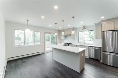 21 Mackey Avenue, Port Washington, NY 11050 - Photo 7