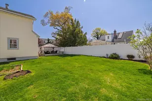 2522 5th St, East Meadow, NY 11554 - Photo 27